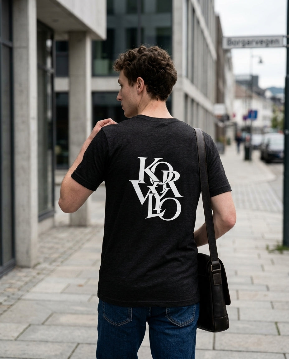 Svart Unisex T-Skjorte (LOGO)